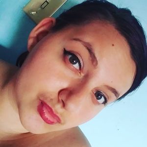 Meet your Posher, Hayley